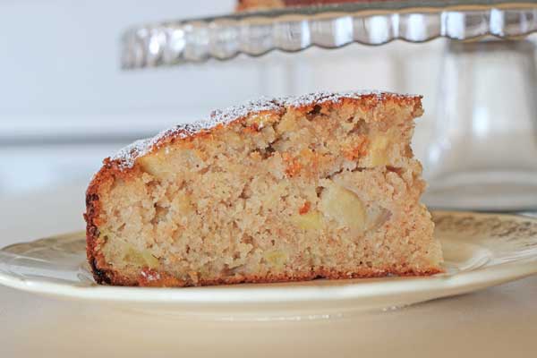 Apple and Cinnamon Tea Cake - one of my favourite vintage/wartime recipes | Veggie Mama